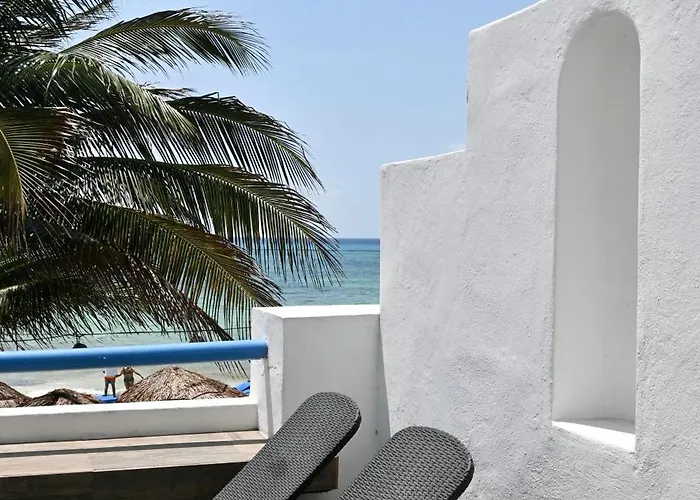 Pelicano - Beachfront Hotel Playa del Carmen