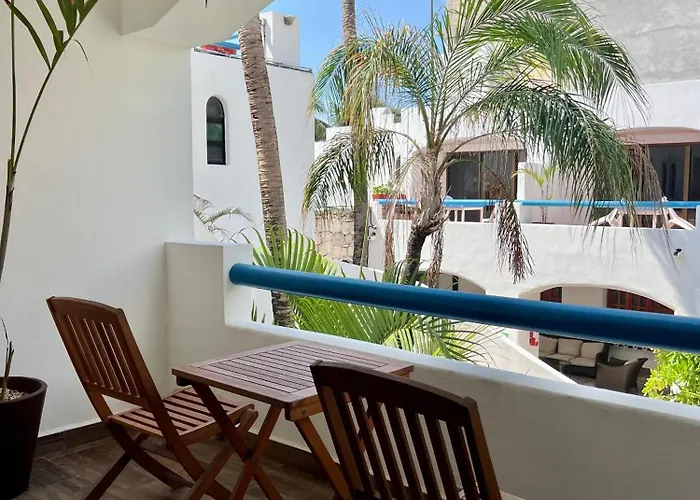 Hotel Pelicano - Beachfront