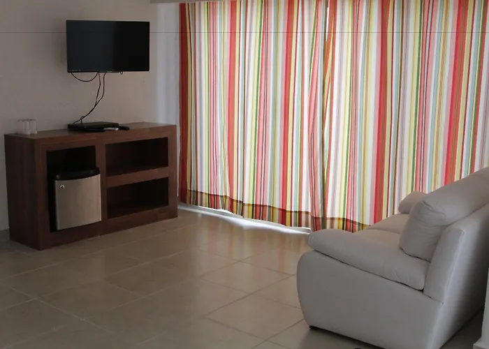 Pelicano - Beachfront 3*