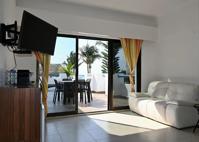 Pelicano - Beachfront
